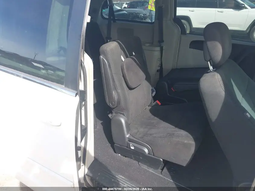 2011 DODGE GRAND CARAVAN CREW