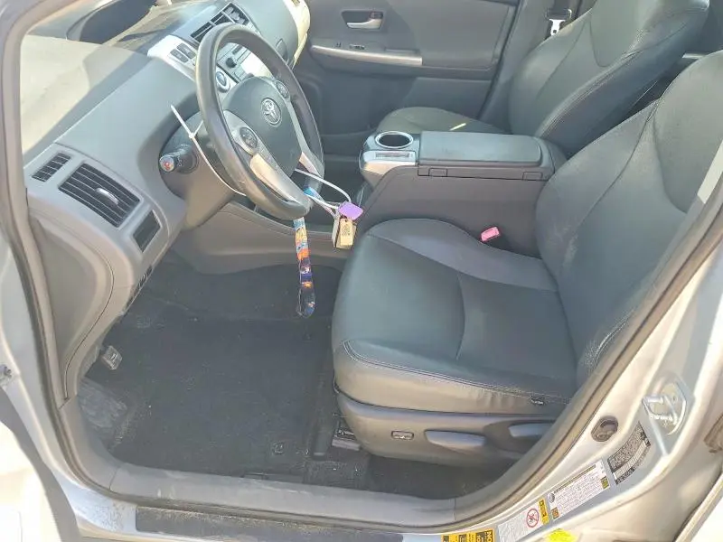 2014 TOYOTA PRIUS V TWO  
