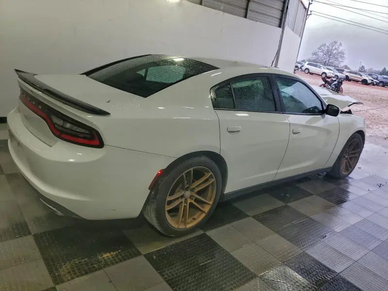 2017 DODGE CHARGER SE  