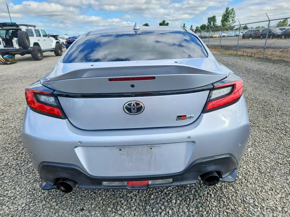 2023 TOYOTA GR 86 PREMIUM  
