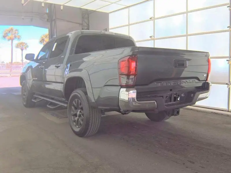 2021 TOYOTA TACOMA SR5 V6  