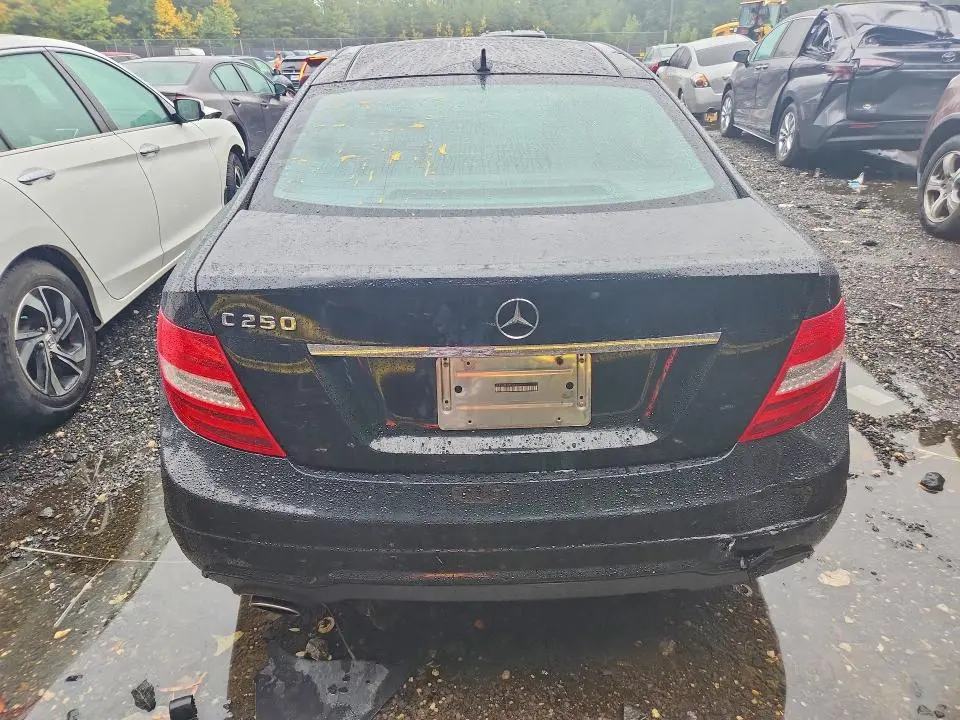 2015 MERCEDES-BENZ C 250  
