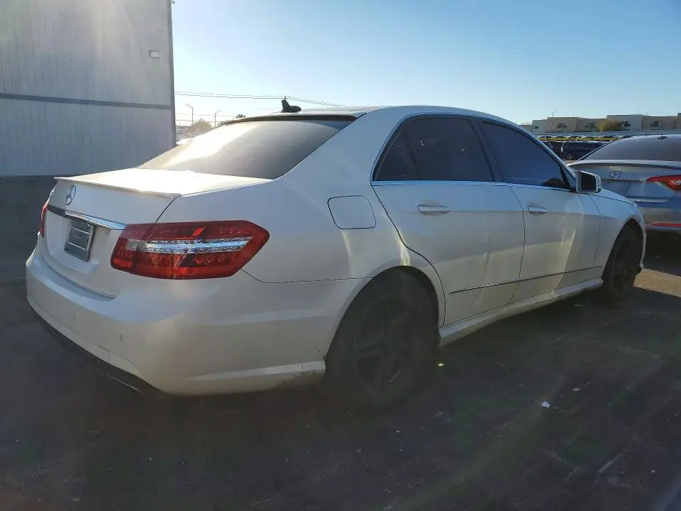 2011 MERCEDES-BENZ E 550  