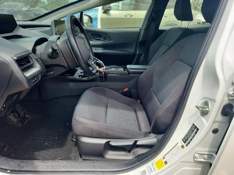 2023 TOYOTA PRIUS LE  