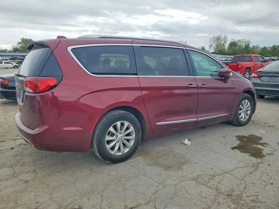 2019 CHRYSLER PACIFICA TOURING L  