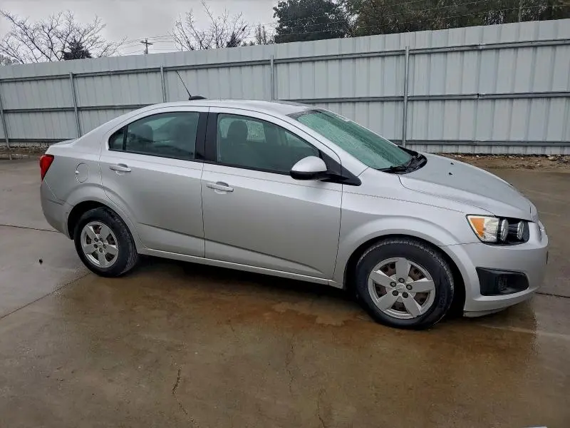 2016 CHEVROLET SONIC LS  