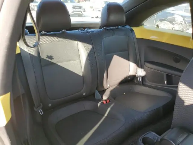 2012 VOLKSWAGEN BEETLE   