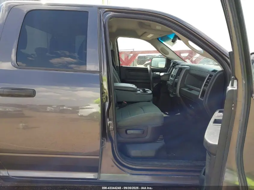 2019 RAM 1500 CLASSIC TRADESMAN  4X2 6'4 BOX