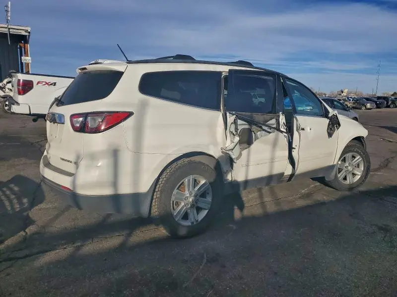 2013 CHEVROLET TRAVERSE LT  