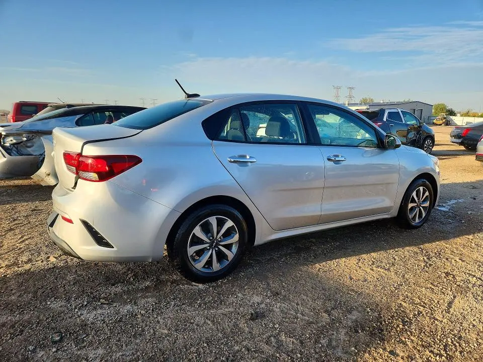 2023 KIA RIO S  