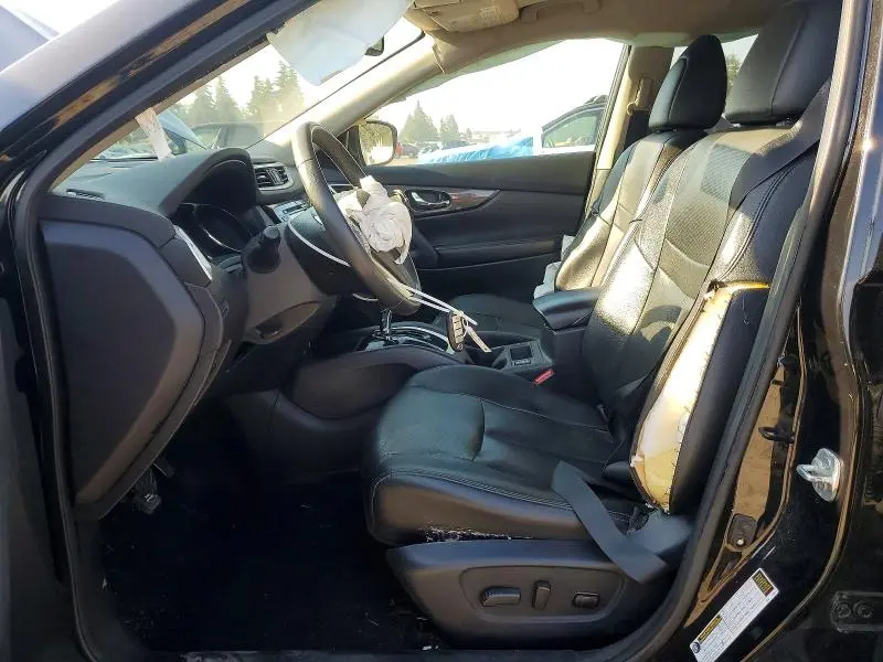 2016 NISSAN ROGUE SL  