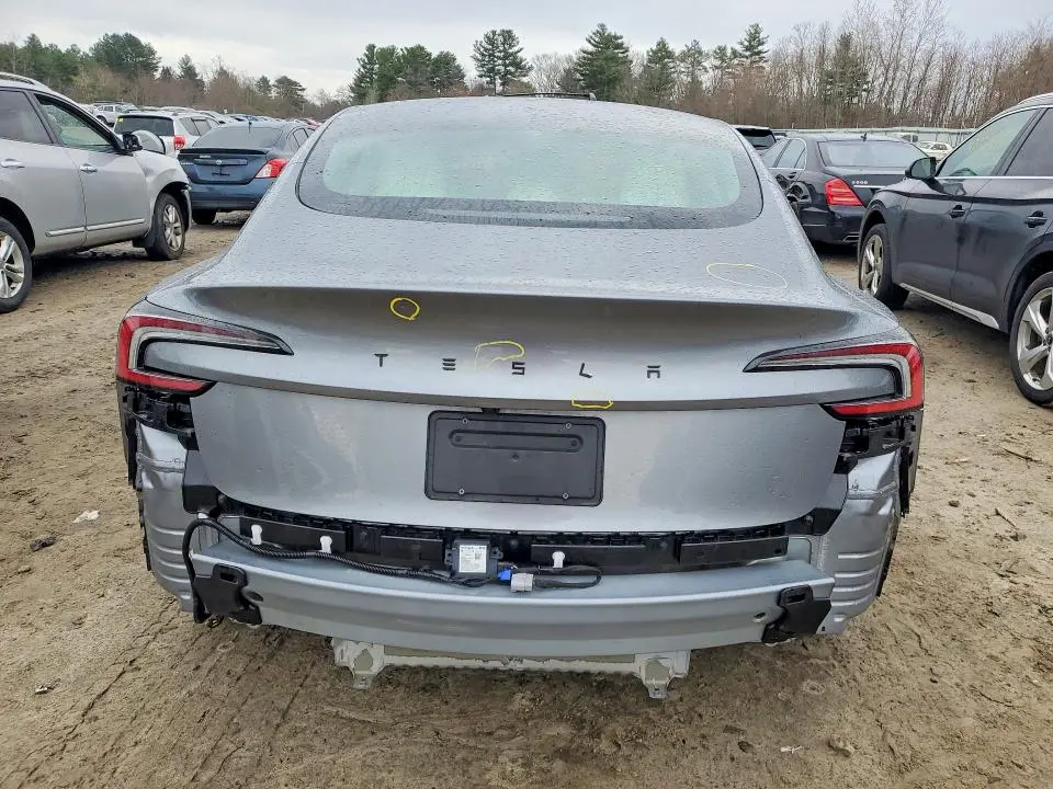 2025 TESLA MODEL 3   