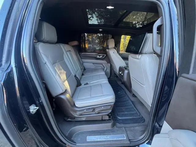 2021 GMC YUKON XL K1500 SLT  