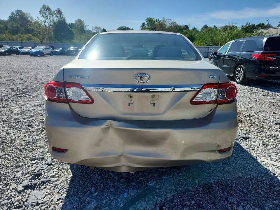 2011 TOYOTA COROLLA LE  