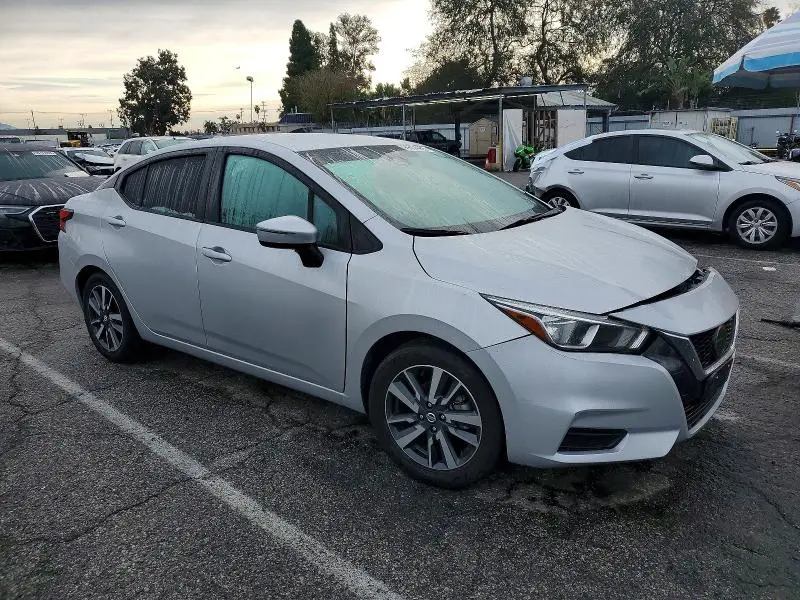 2021 NISSAN VERSA SV  