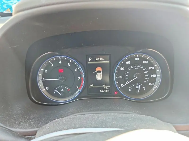 2022 HYUNDAI KONA SE  