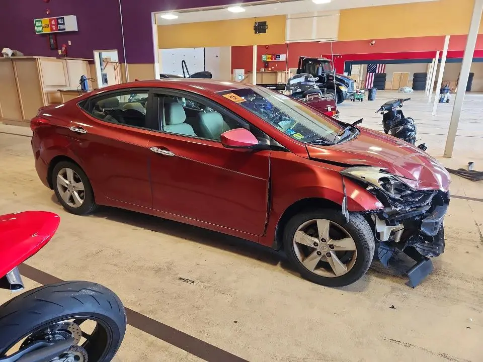 2011 HYUNDAI ELANTRA GLS  