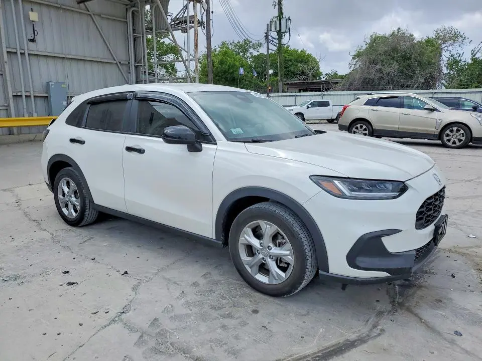 2024 HONDA HR-V LX  
