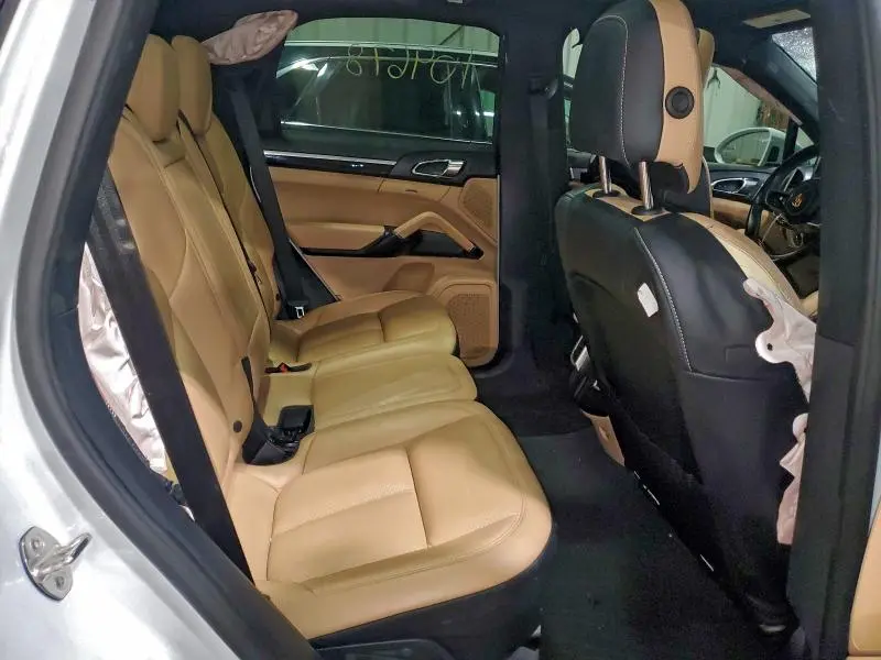 2016 PORSCHE CAYENNE SE HYBRID  