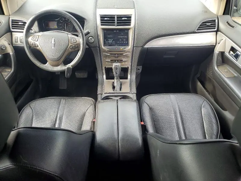 2011 LINCOLN MKX   