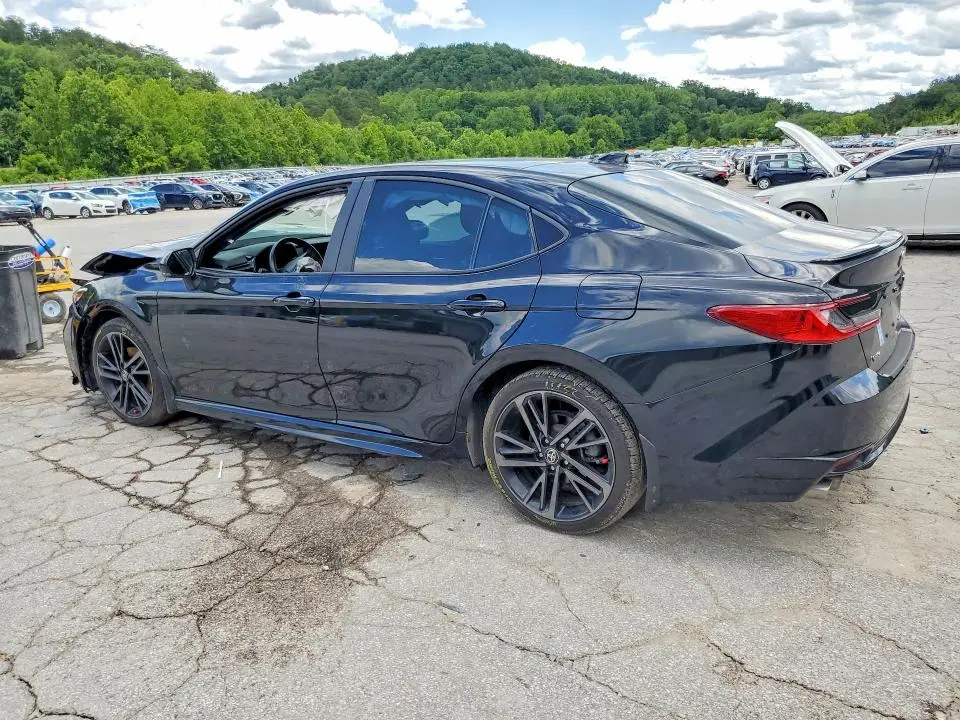 2025 TOYOTA CAMRY XSE  