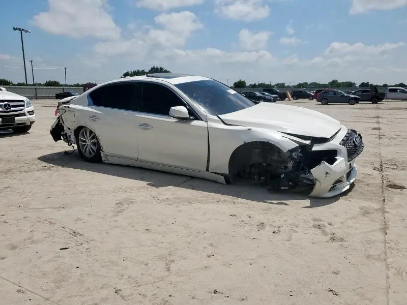 2016 INFINITI Q50 PREMIUM  