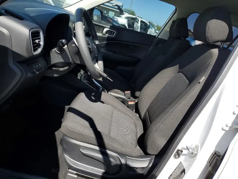 2022 HYUNDAI VENUE SE  