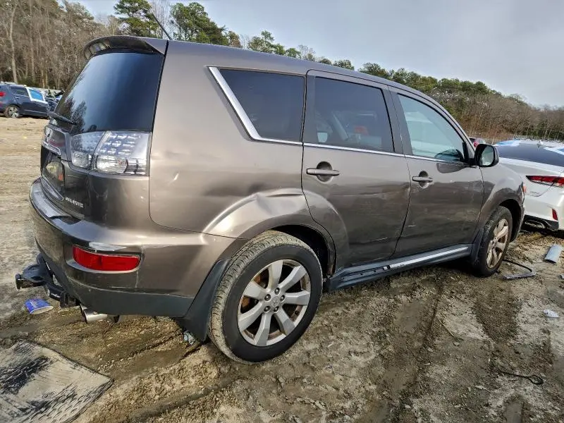 2011 MITSUBISHI OUTLANDER XLS  