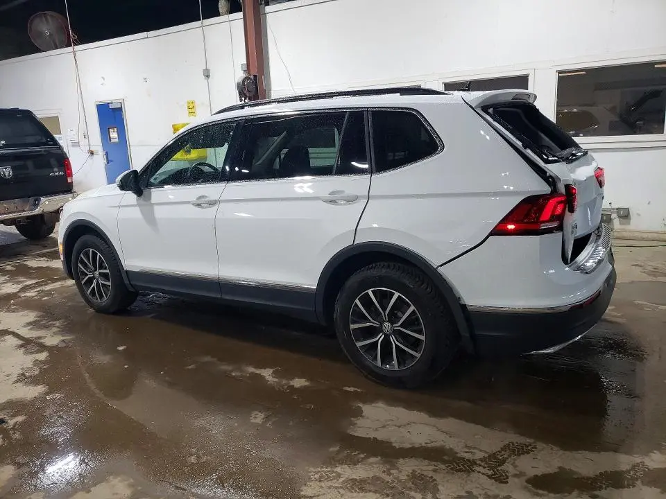 2021 VOLKSWAGEN TIGUAN SE  