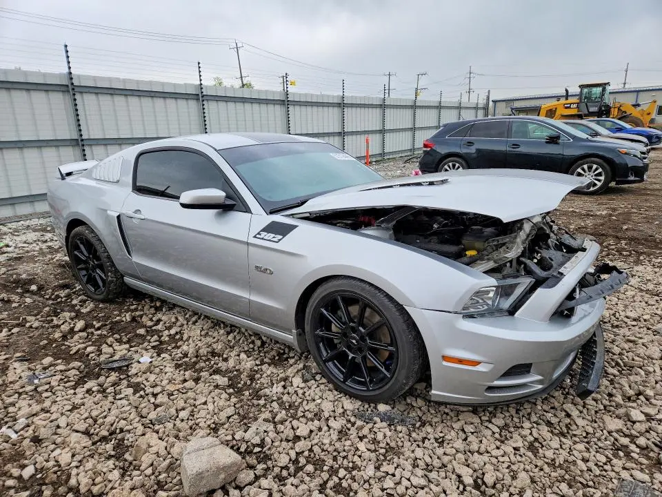2013 FORD MUSTANG GT  