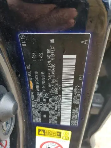 2019 TOYOTA HIGHLANDER SE  