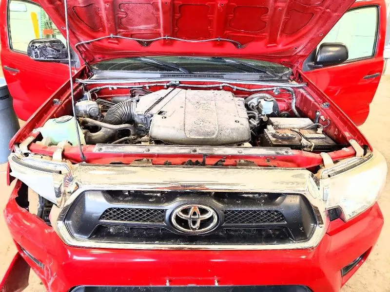 2012 TOYOTA TACOMA V6  