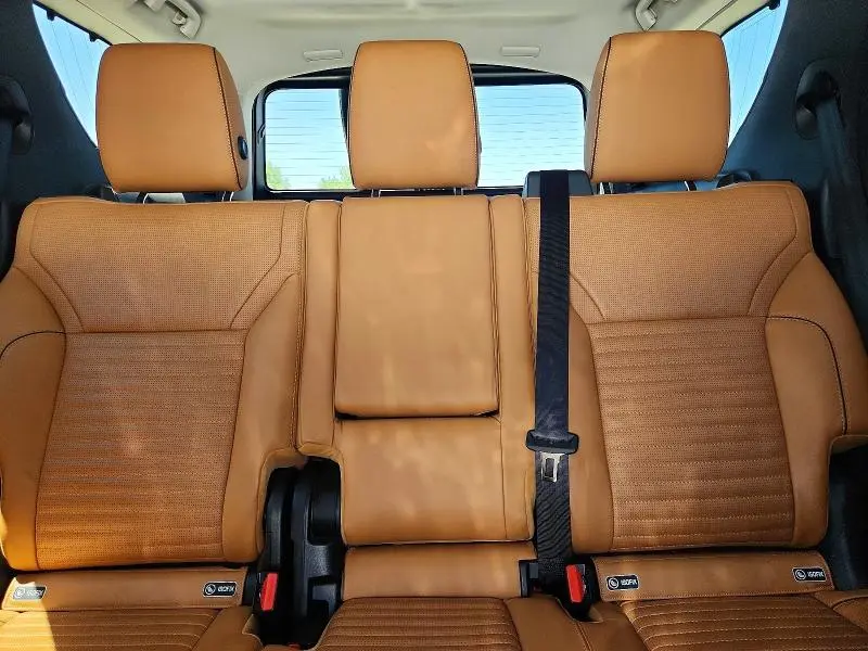 2019 LAND ROVER DISCOVERY HSE LUXURY  