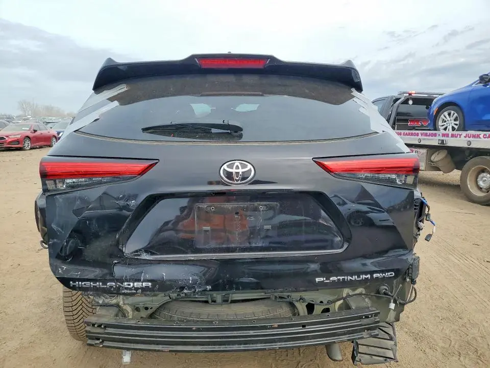 2021 TOYOTA HIGHLANDER PLATINUM  