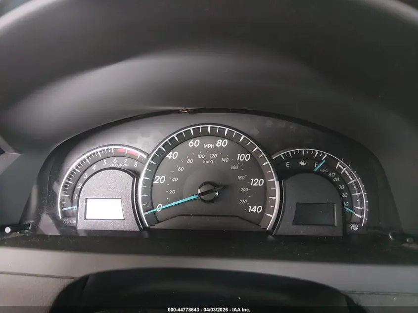 2012 TOYOTA CAMRY XLE