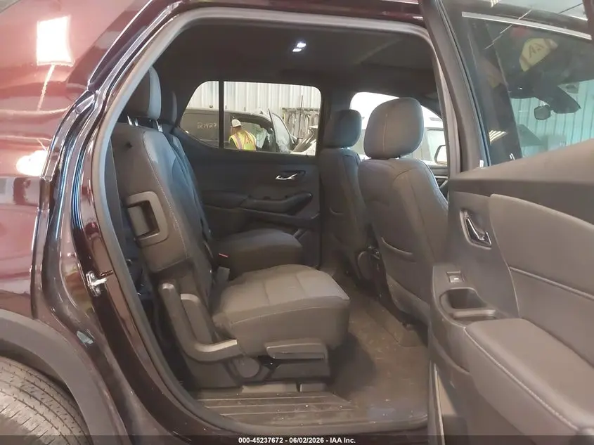 2023 CHEVROLET TRAVERSE AWD LT CLOTH