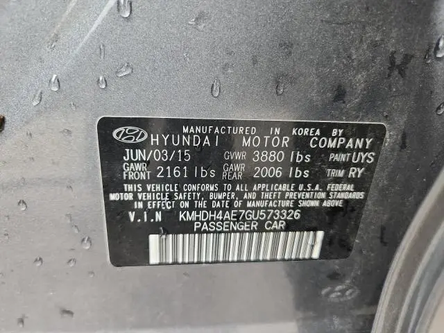 2016 HYUNDAI ELANTRA SE  