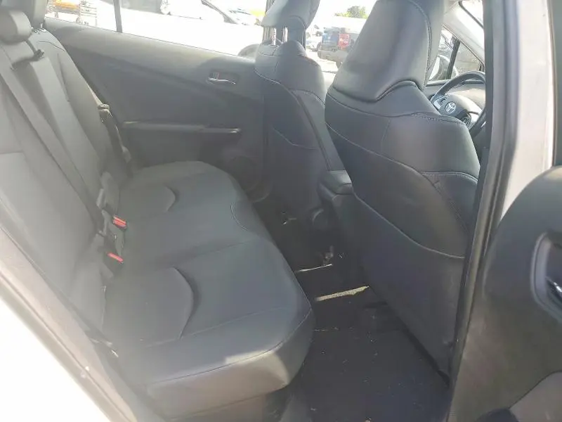 2016 TOYOTA PRIUS FOUR TOURING  