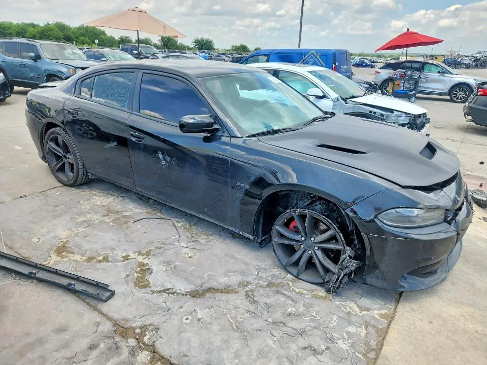 2016 DODGE CHARGER R  