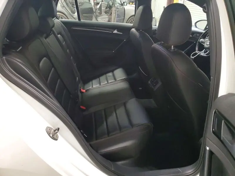 2016 VOLKSWAGEN GTI S/SE  