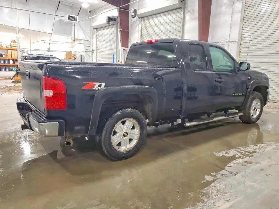 2011 CHEVROLET SILVERADO K1500 LTZ  