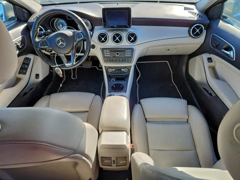 2017 MERCEDES-BENZ GLA 250  