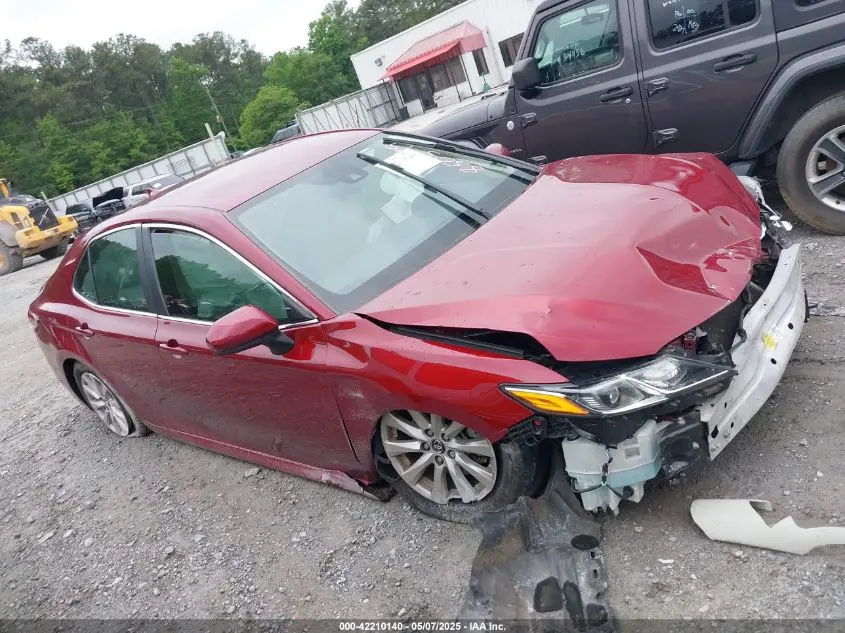 2019 TOYOTA CAMRY LE