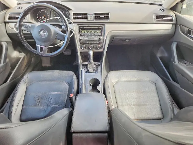 2014 VOLKSWAGEN PASSAT S  