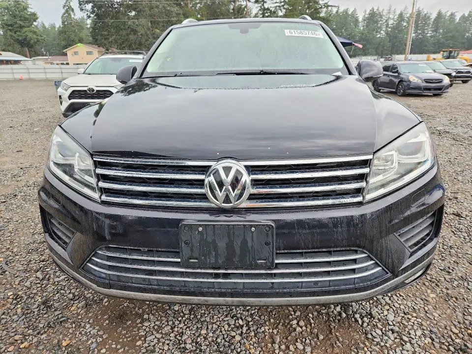 2015 VOLKSWAGEN TOUAREG V6 TDI  