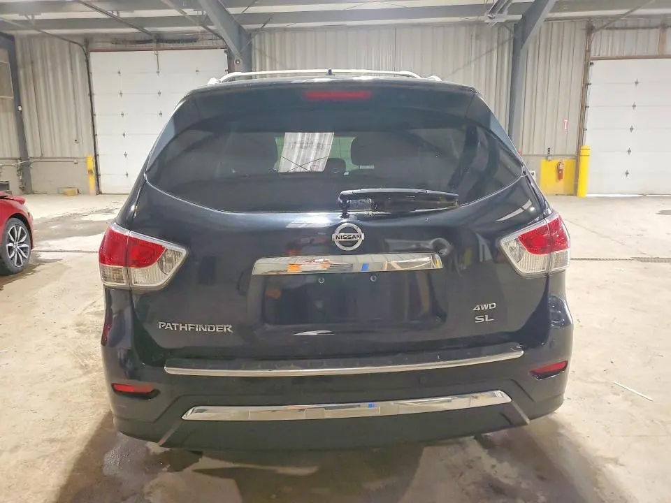 2014 NISSAN PATHFINDER SL  