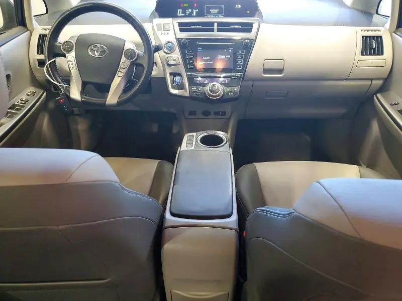 2017 TOYOTA PRIUS V FIVE  