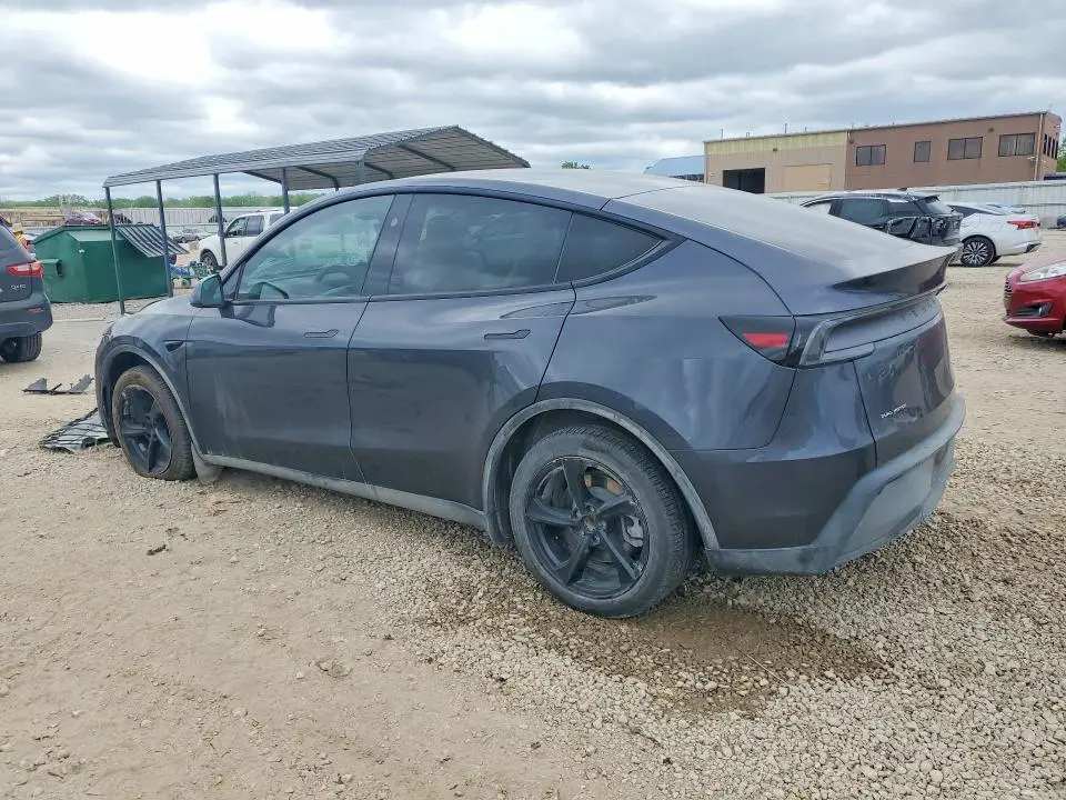 2026 TESLA MODEL Y   