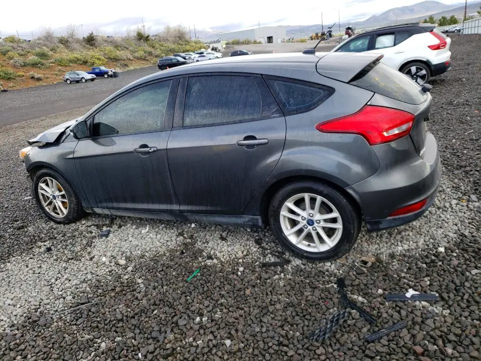 2017 FORD FOCUS SE  