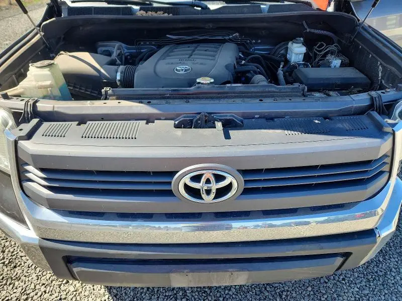 2014 TOYOTA TUNDRA CREWMAX SR5  
